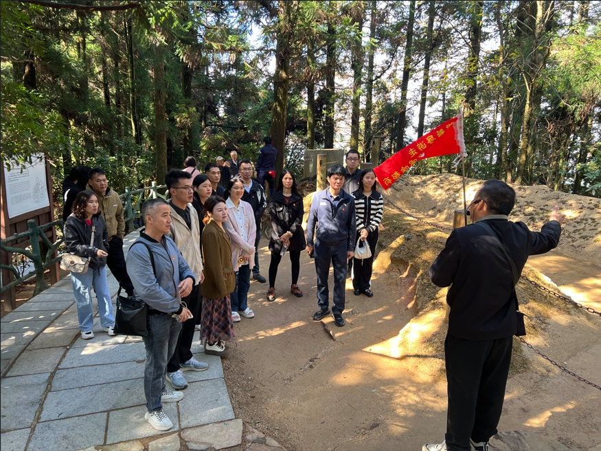 241103公司組織赴江西井岡山紅色教育游學活動.png